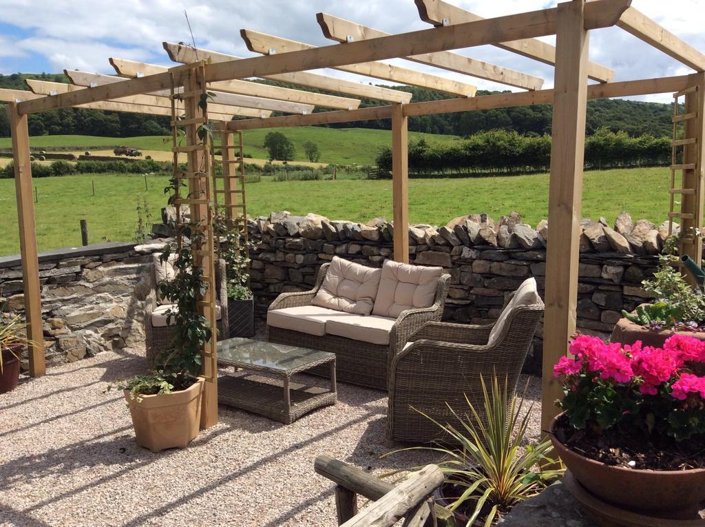 Crosslands Farm Hotel Kendal Exterior photo