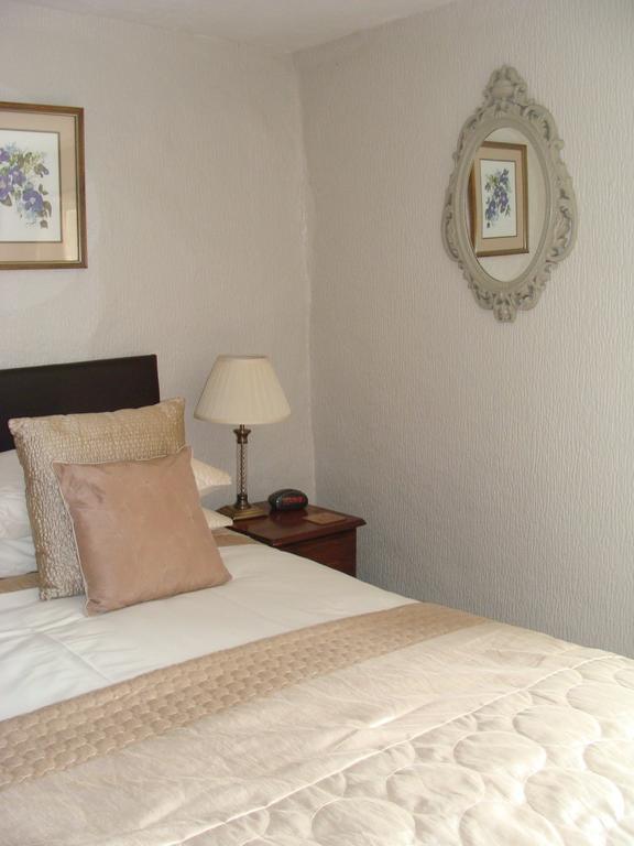 Crosslands Farm Hotel Kendal Room photo
