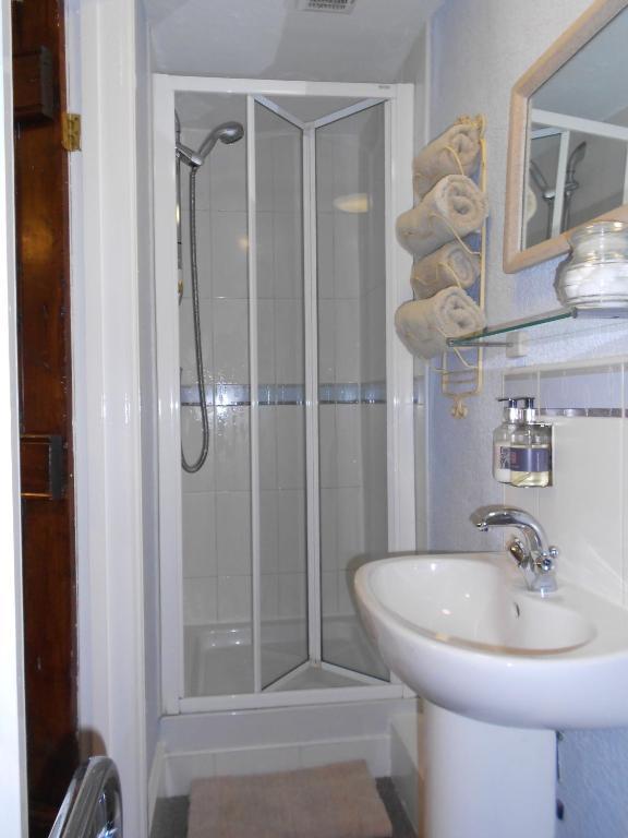 Crosslands Farm Hotel Kendal Room photo