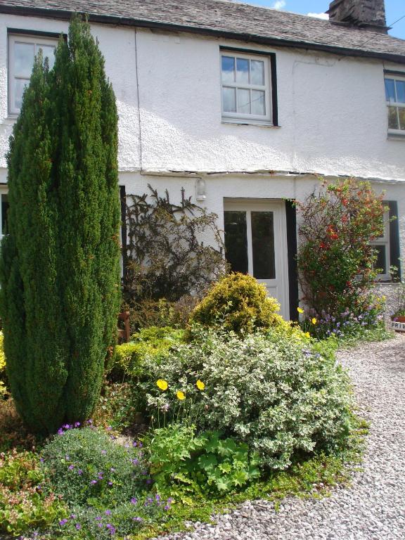 Crosslands Farm Hotel Kendal Exterior photo