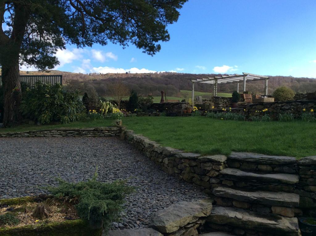Crosslands Farm Hotel Kendal Exterior photo